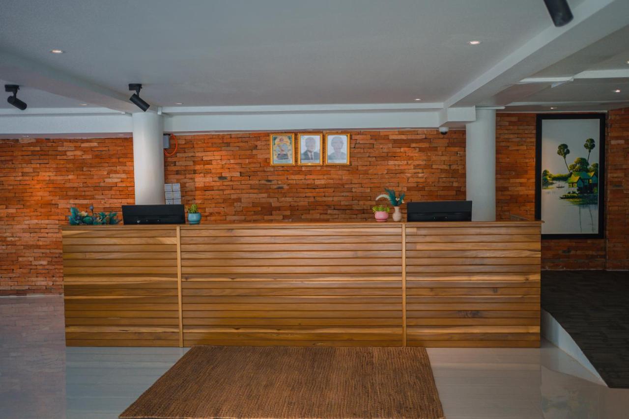 Montagne Boutique Hotel กำปอต ภายนอก รูปภาพ