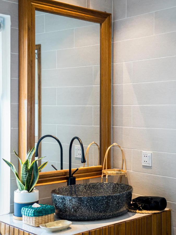 Montagne Boutique Hotel กำปอต ภายนอก รูปภาพ